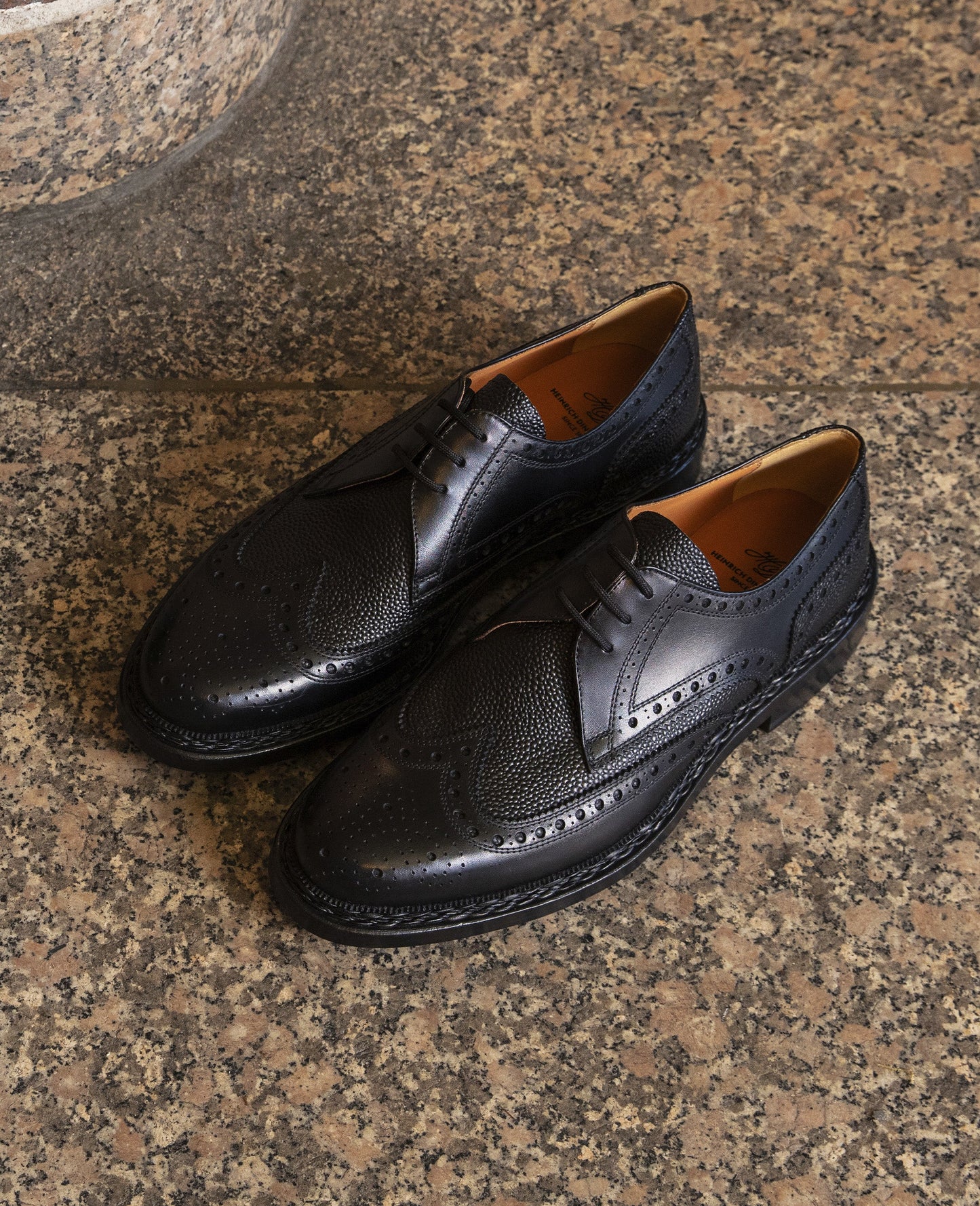 Buda Full Brogue SG - Schwarz