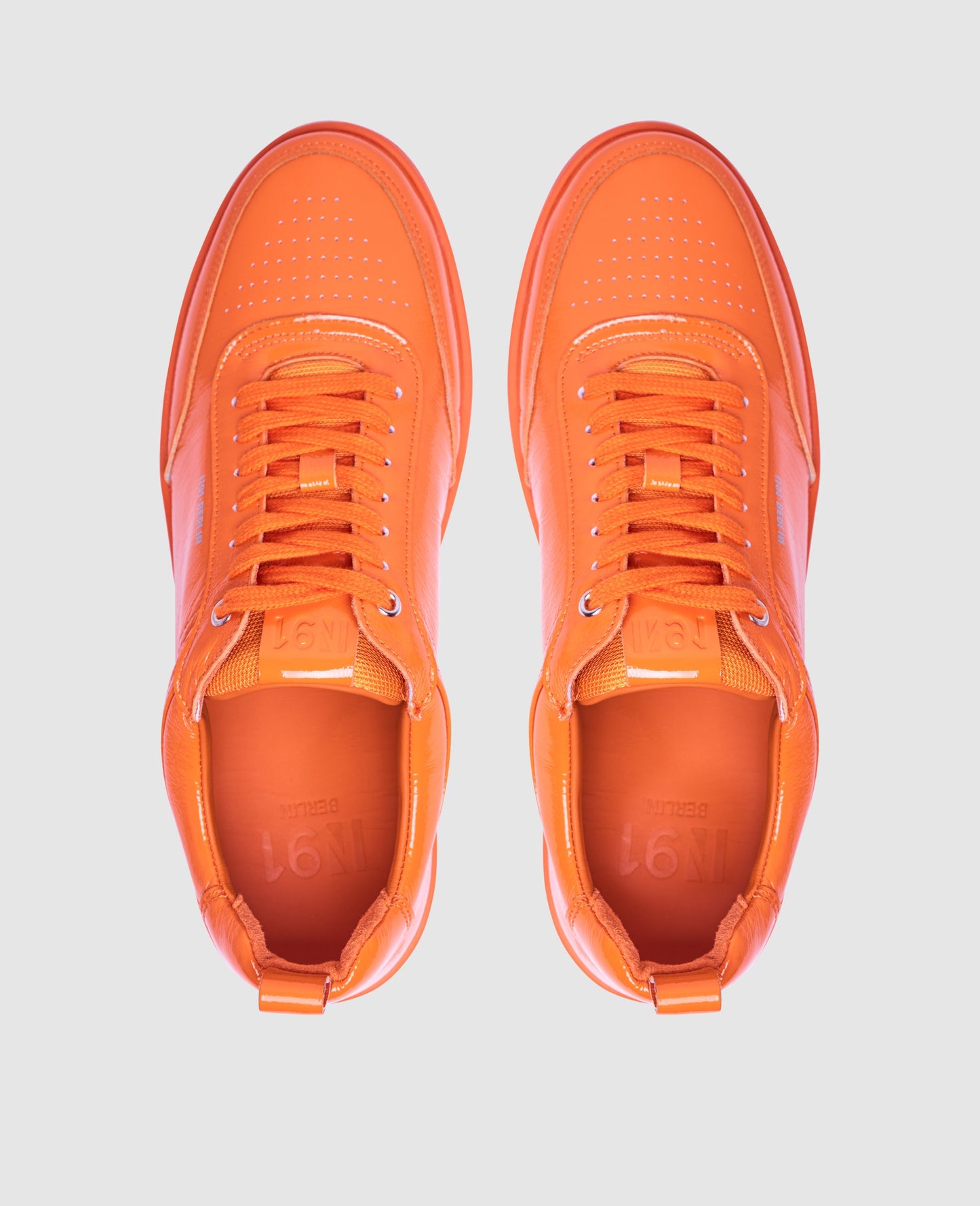 Court M AX - Orange